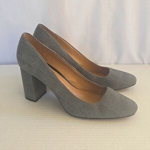 Elegant Gray Women's Pumps